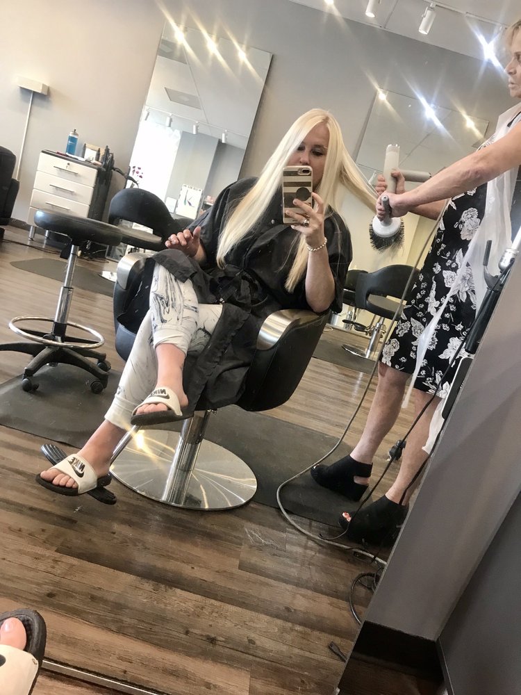 Photo of Salon Couture