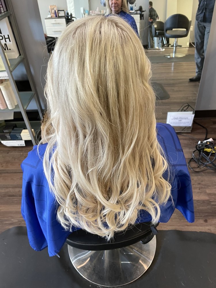 Photo of Salon Couture