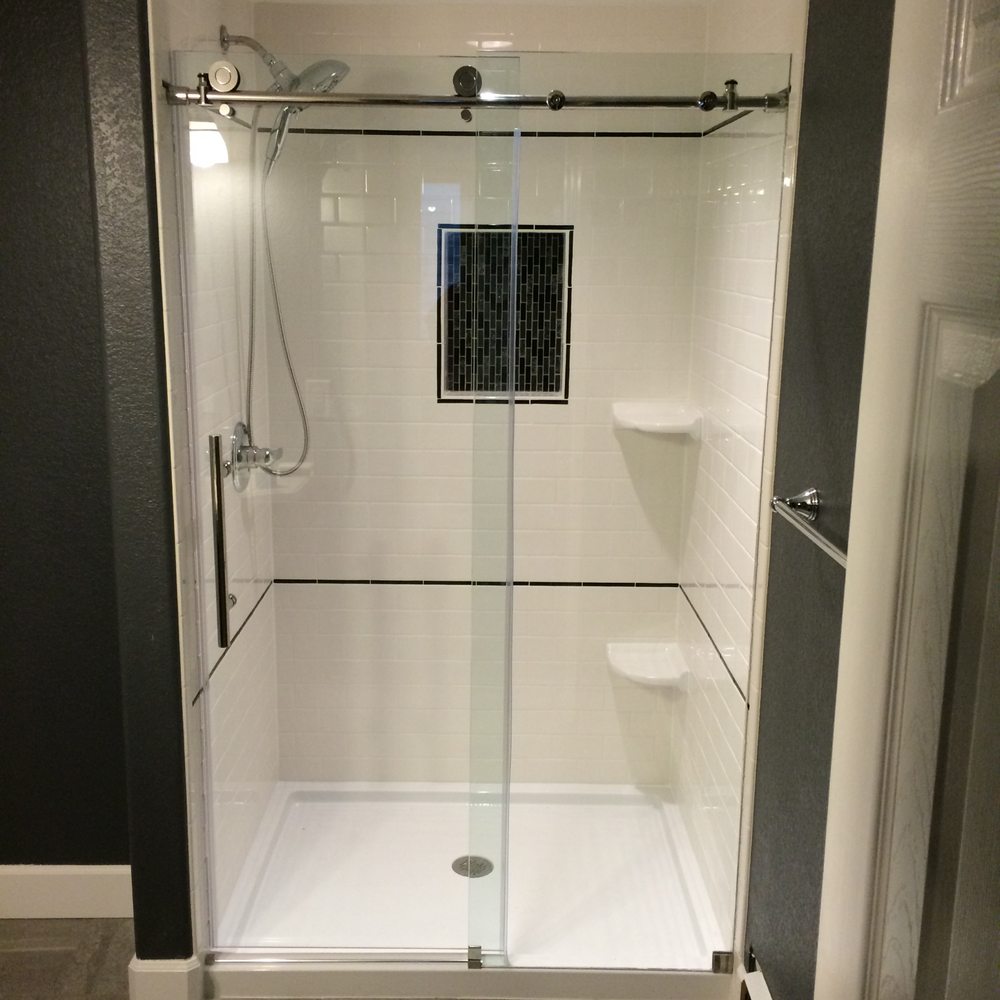 Photo of Aspen Shower Door