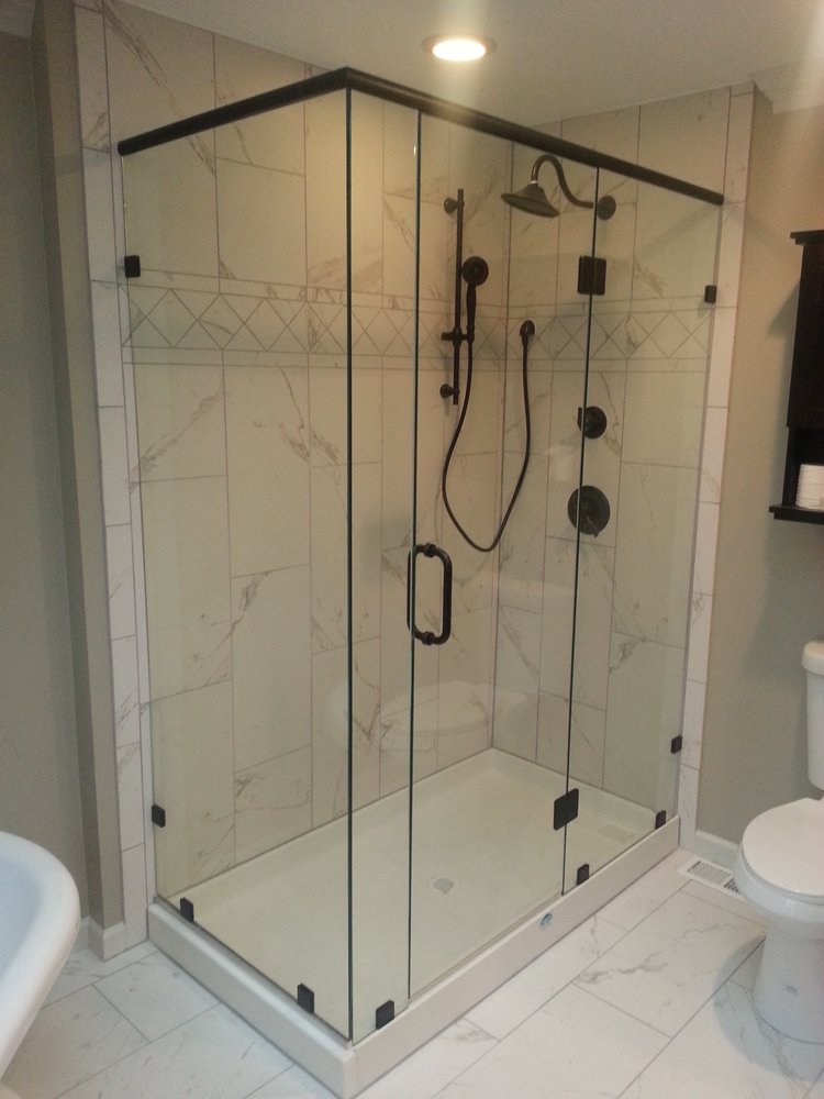 Photo of Aspen Shower Door