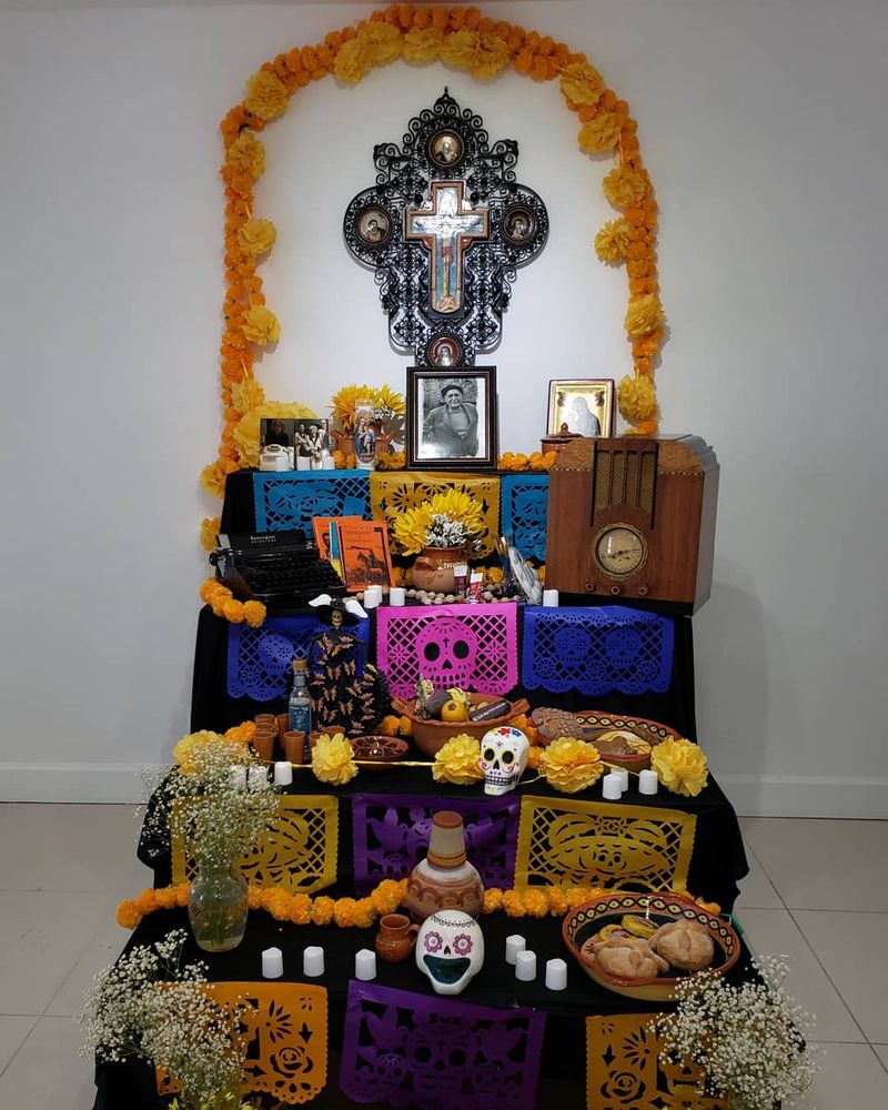 Photo of Flor de Barro Gallery