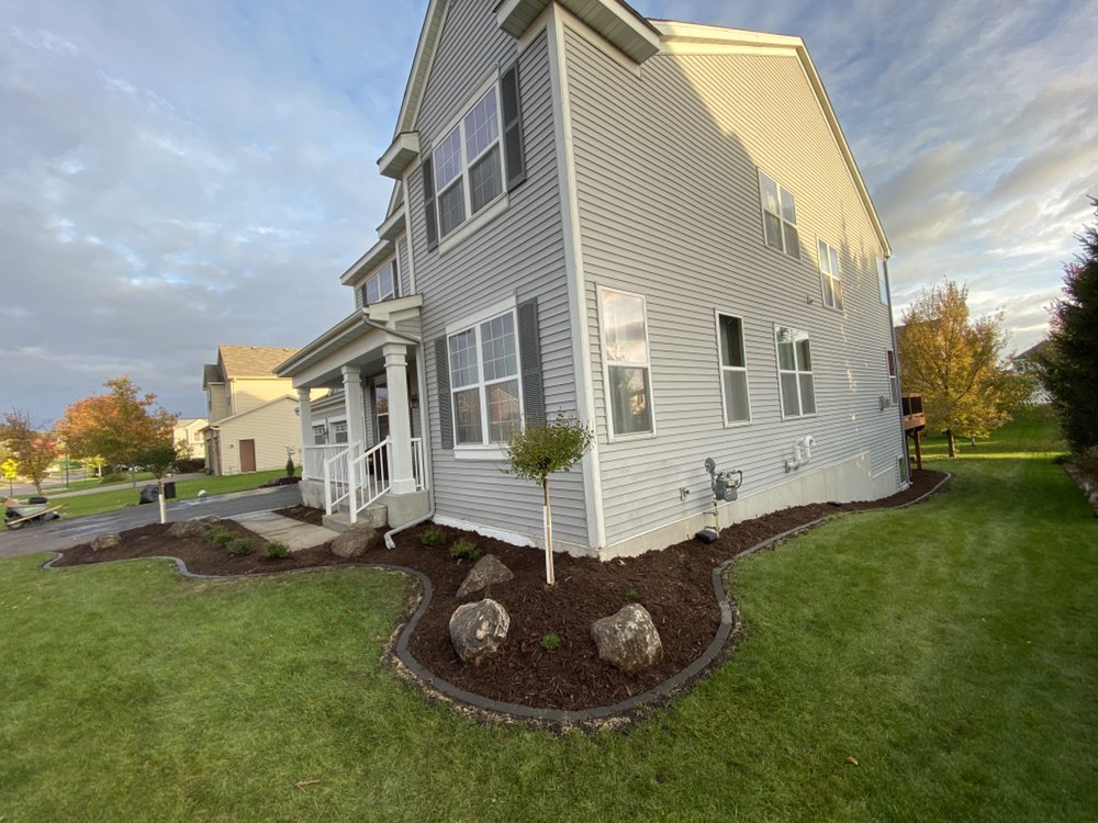 Photo of Izzy's Landscaping & Construction