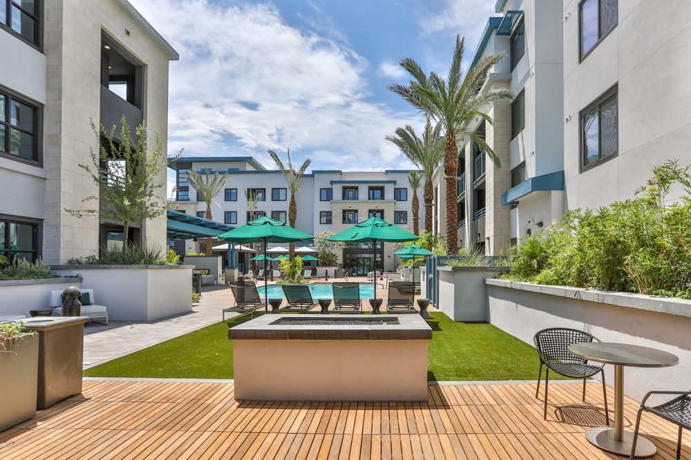Photo of Lakeside Drive Apartments by Mark-Taylor