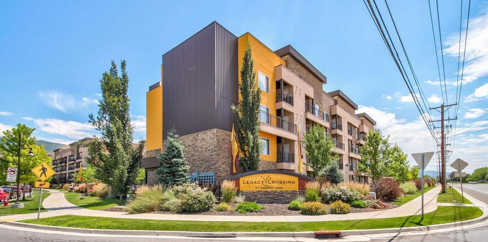Photo of Legacy Crossing