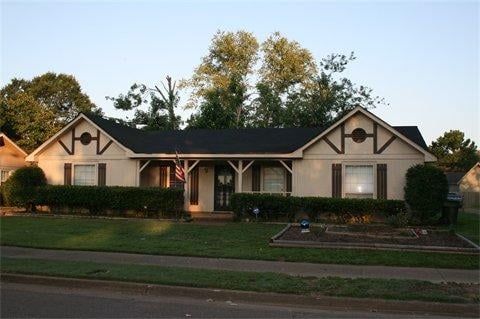 Photo of LBC Roofing