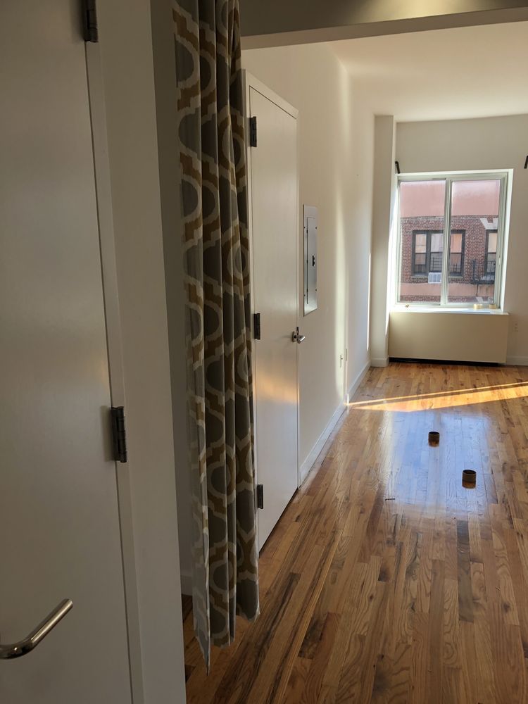 Photo of Moishe's Moving & Storage