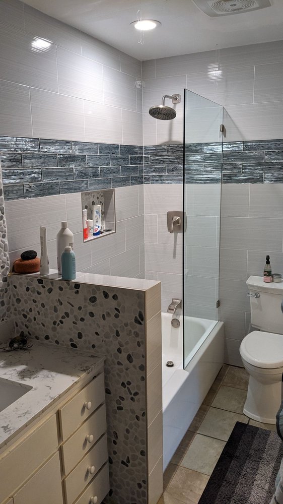 Photo of Shaneco Shower Door & Glass