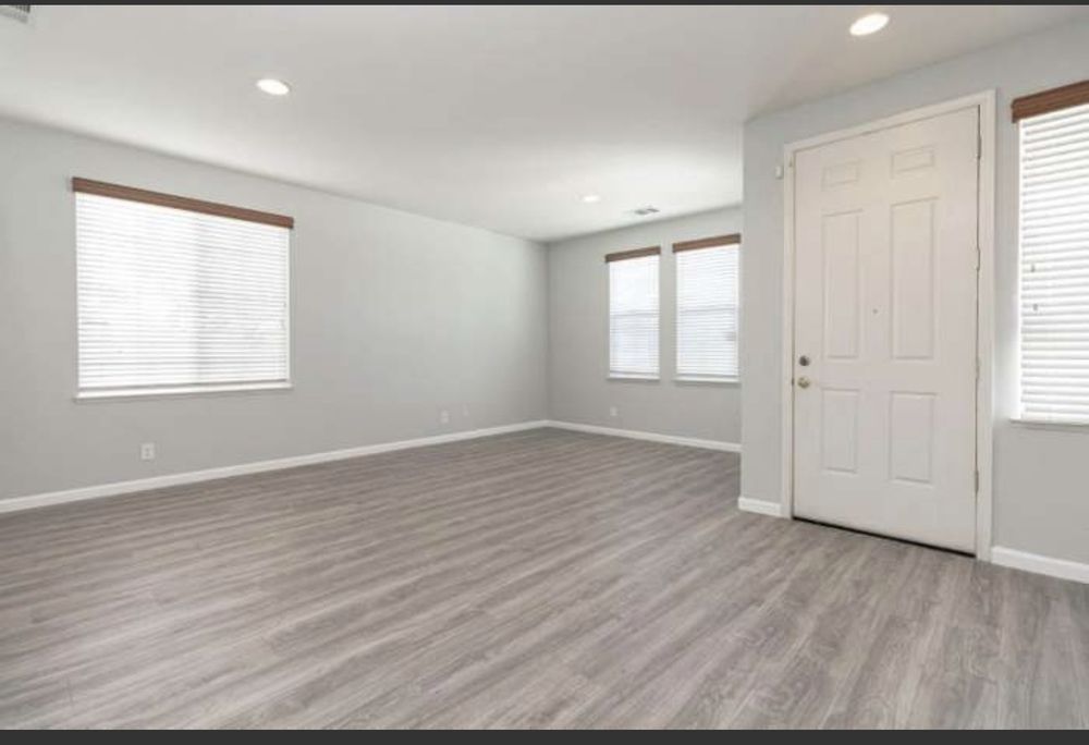 Photo of Castillo's Carpet