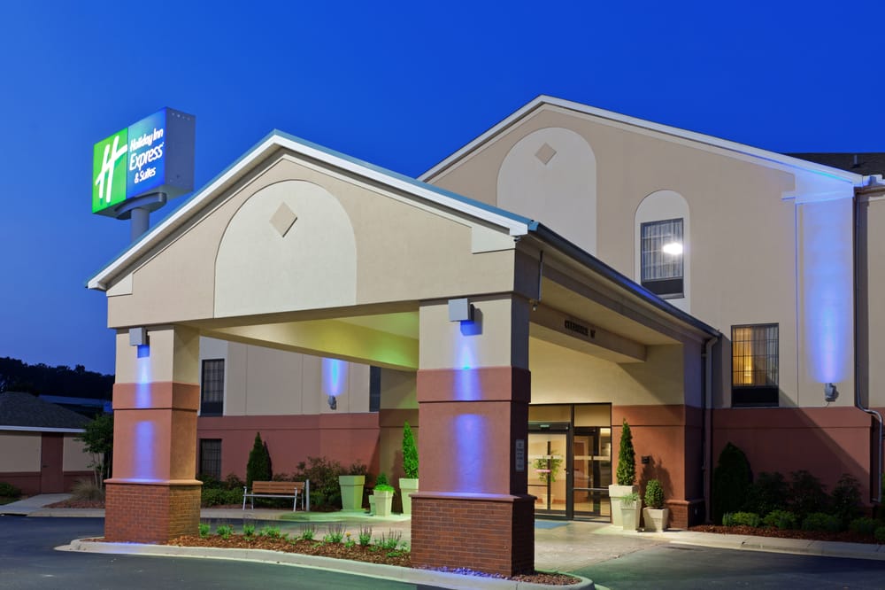 Photo of Holiday Inn Express & Suites Birmingham NE - Trussville