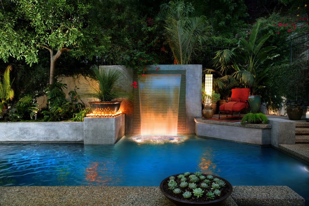 Photo of LuxeH2O Luxury Pool Builders
