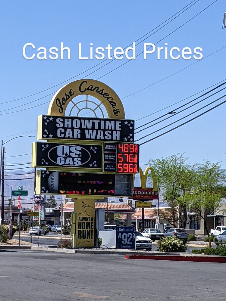 Photo of Jose Cansecoâs Showtime Car Wash