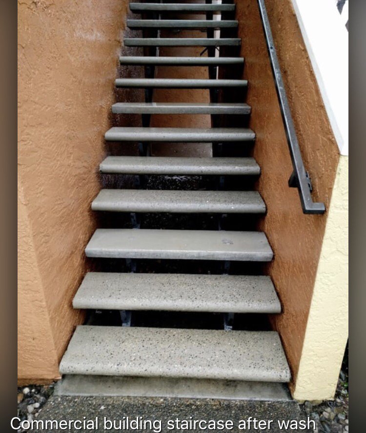 Photo of Extreme H2O Pressure Washing