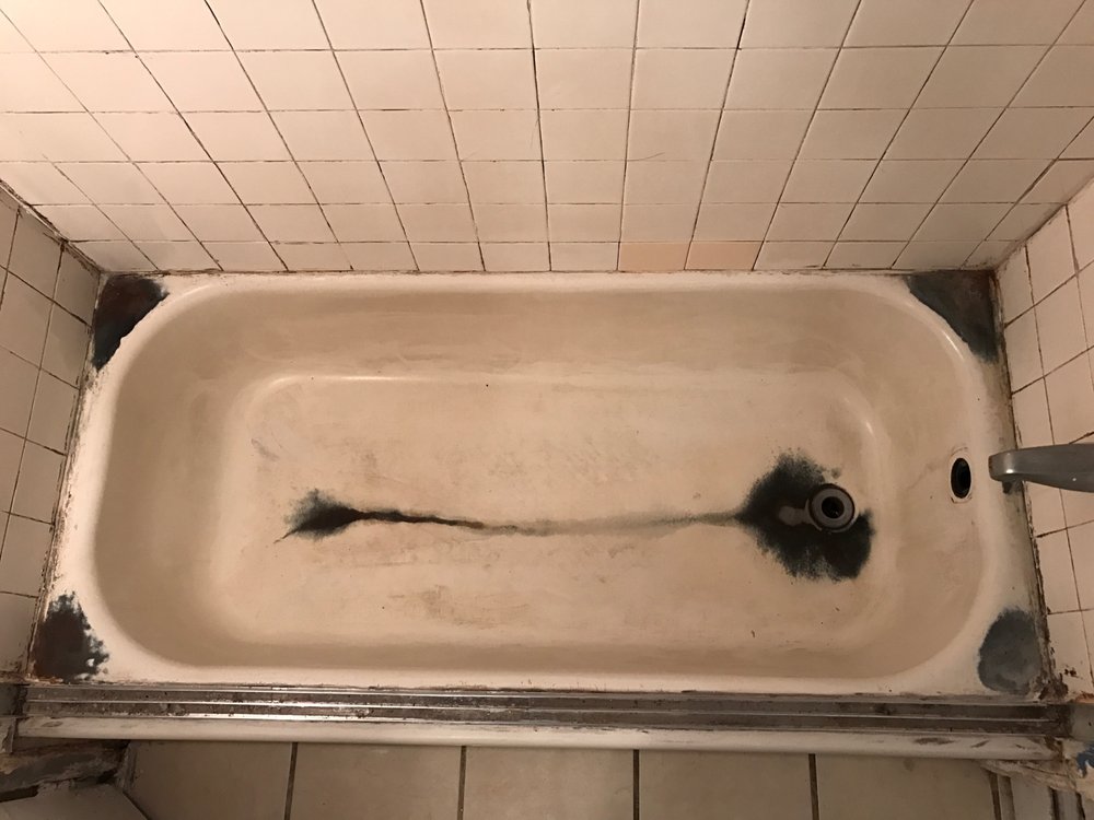 Photo of White Glove Bathtub and Tile Reglazing