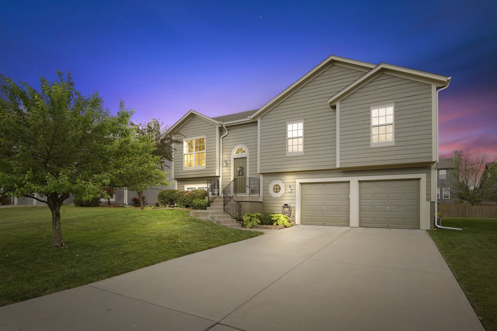 Photo of Janet Fournier - RE/MAX State Line