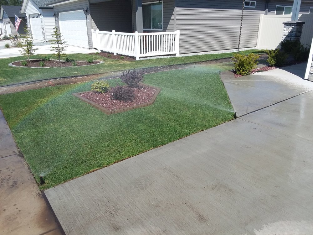 Photo of The Northwest Groundsman Guys & Landscapes