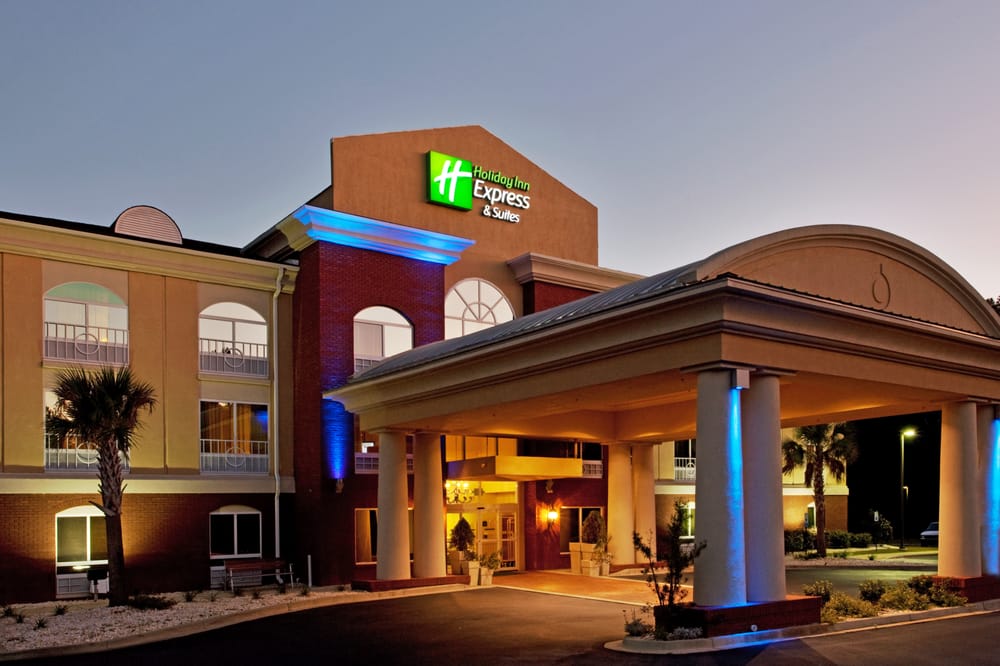 Photo of Holiday Inn Express & Suites - Camden