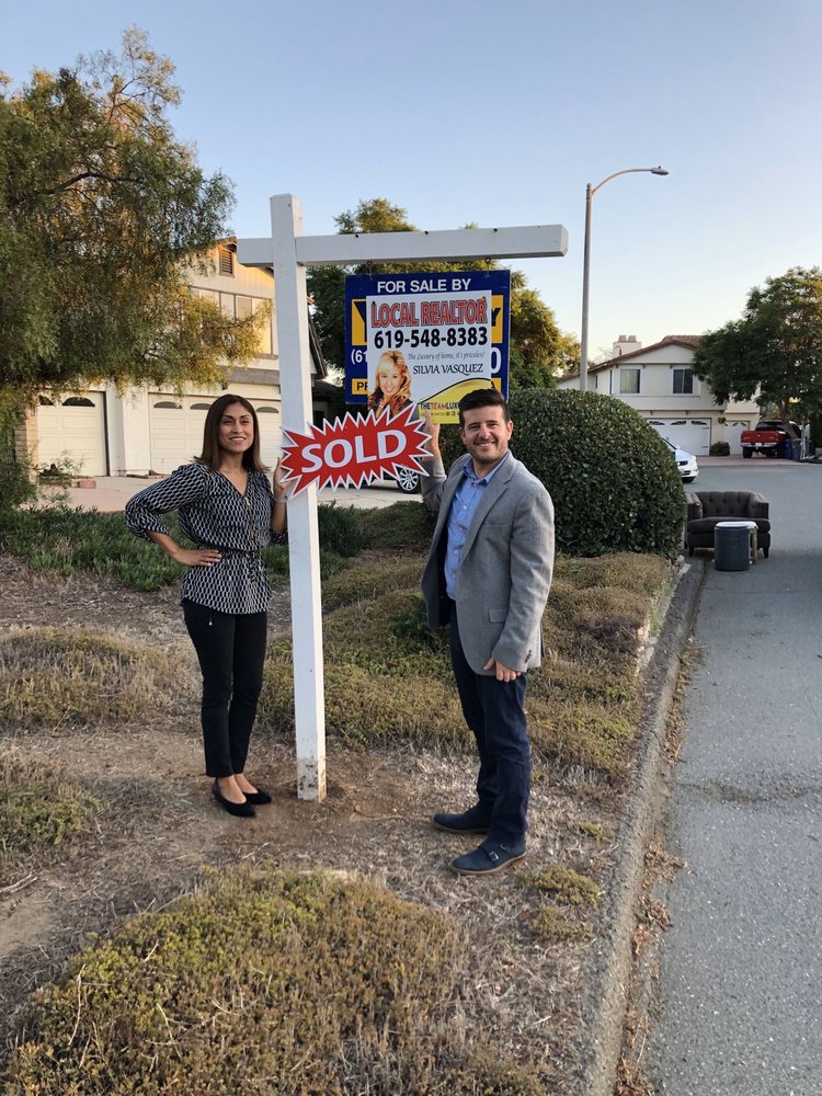 Photo of Silvia Vasquez - Big Block Realty
