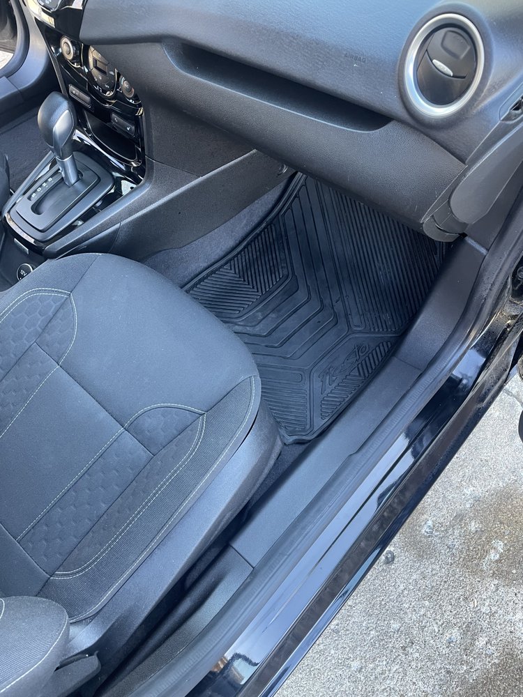 Photo of Top Tier Detail