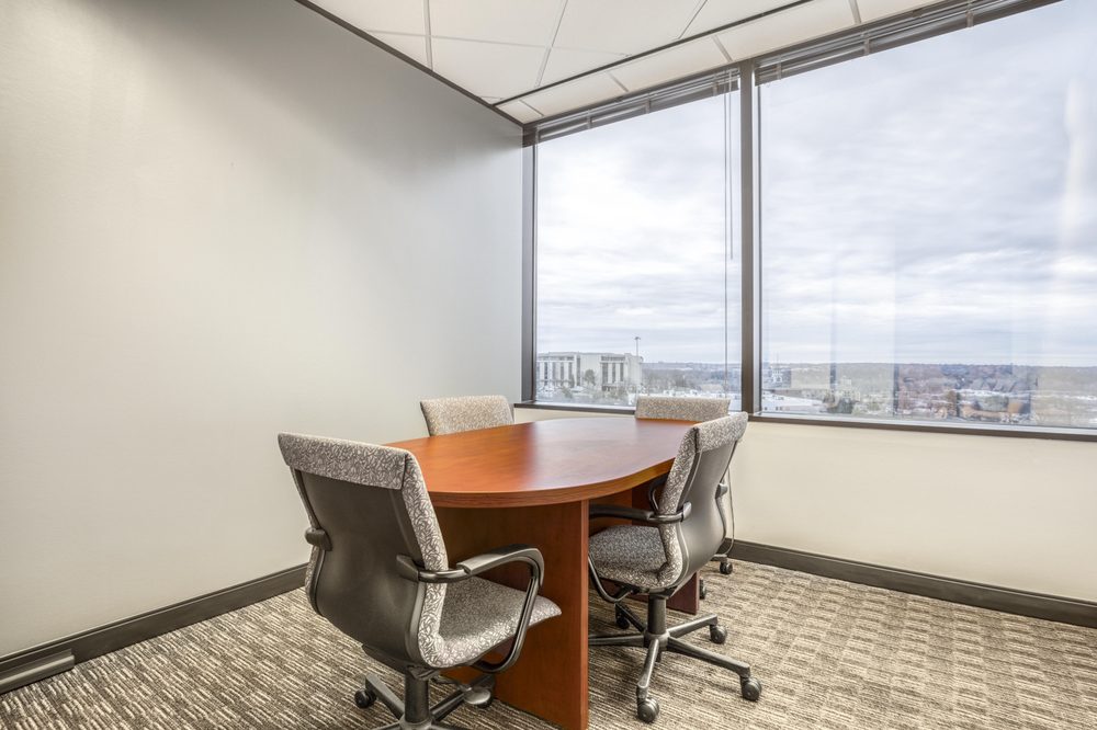 Photo of Regus Kansas Commerce Plaza