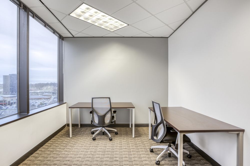 Photo of Regus Kansas Commerce Plaza