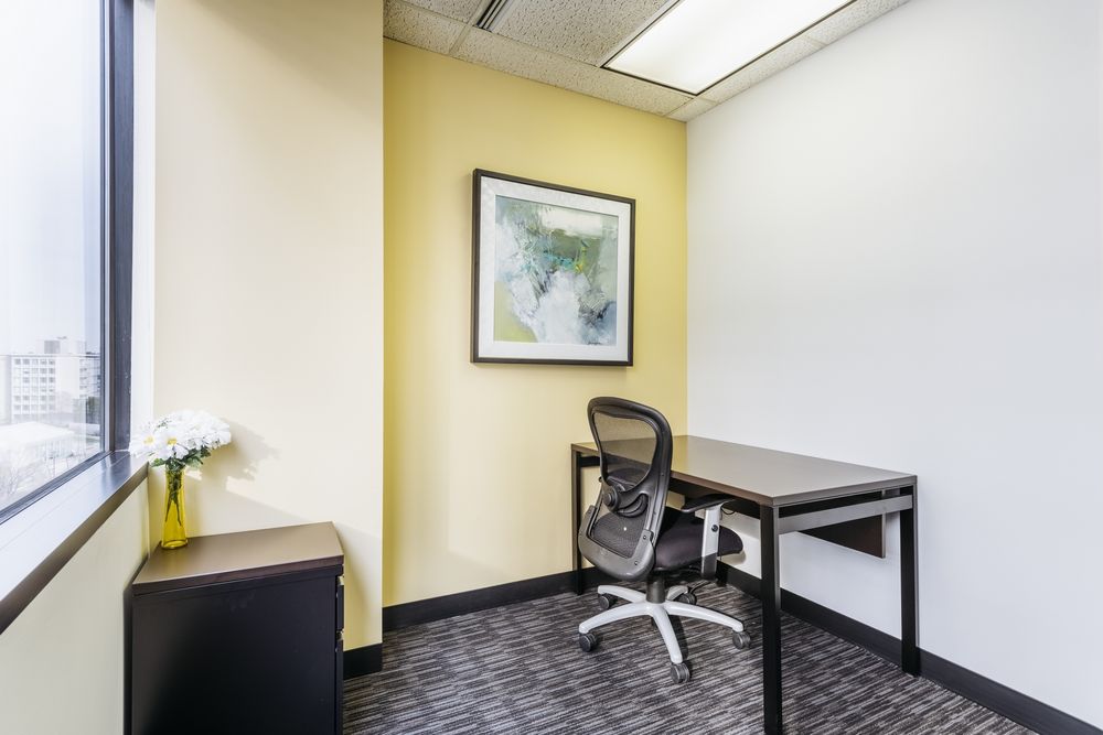 Photo of Regus Virginia Rosslyn