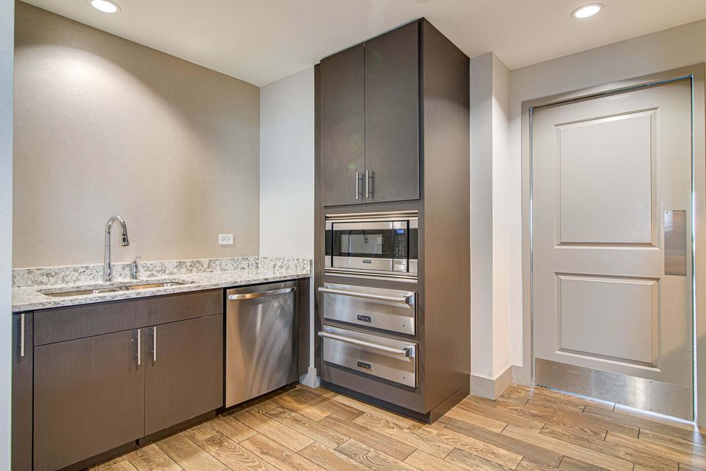 Photo of Camden Music Row Apartments