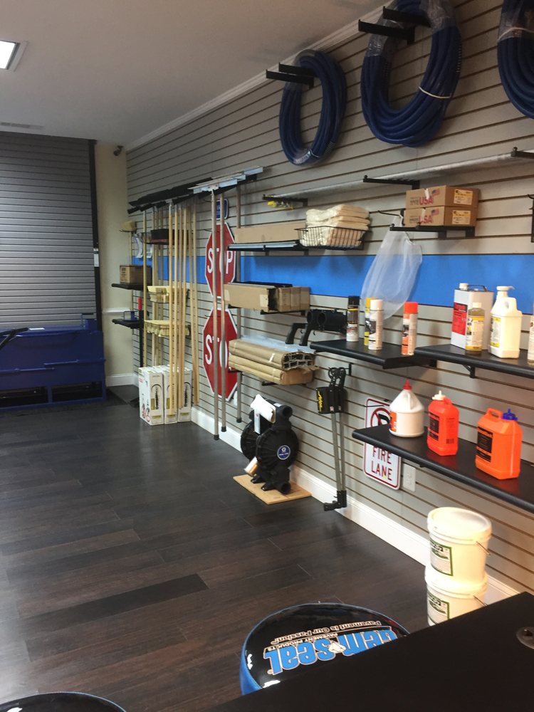 Photo of GemSeal Pavement Products