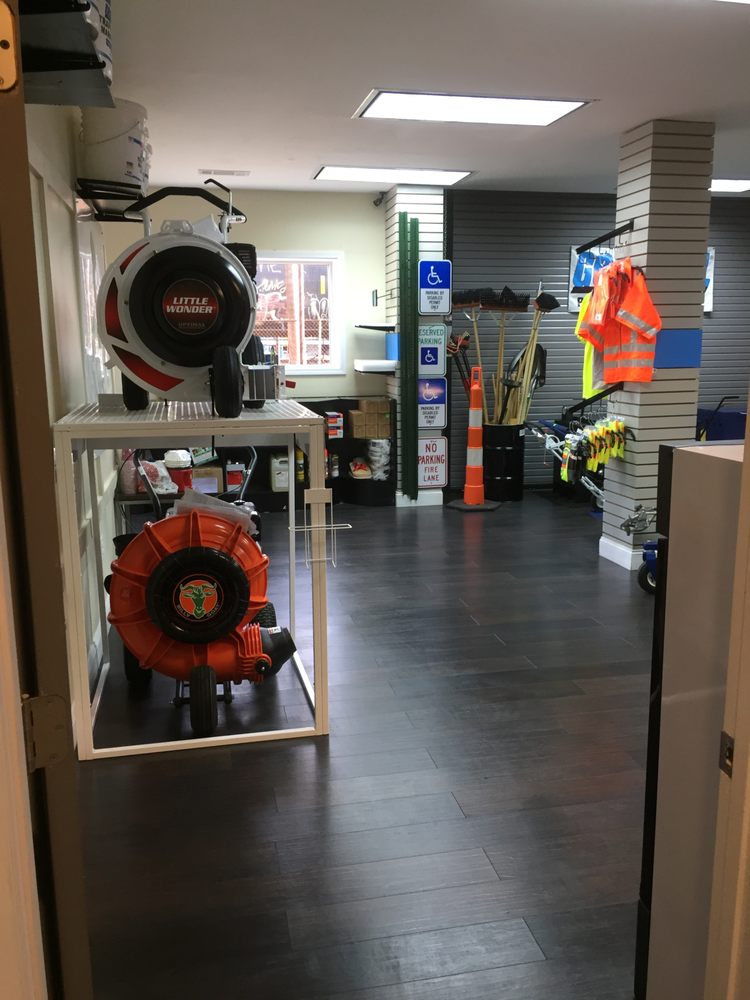 Photo of GemSeal Pavement Products