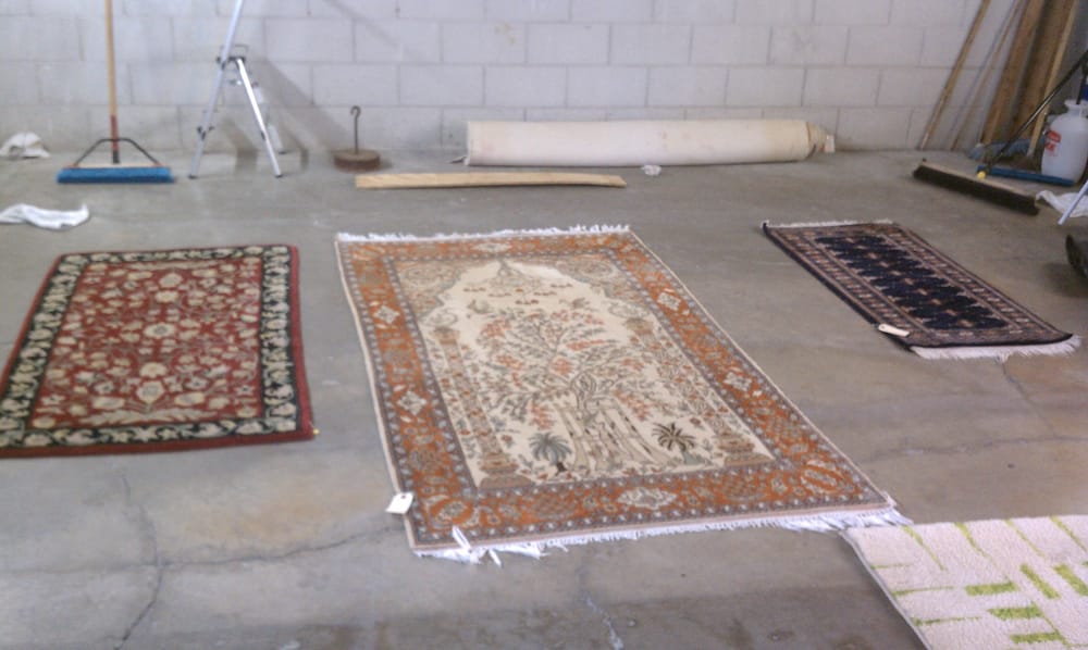 Photo of Modern rug & upholstery cleaners
