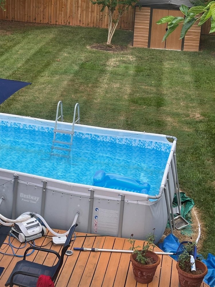 Photo of S&B POOL CLEANING AND PRESSURE WASHING