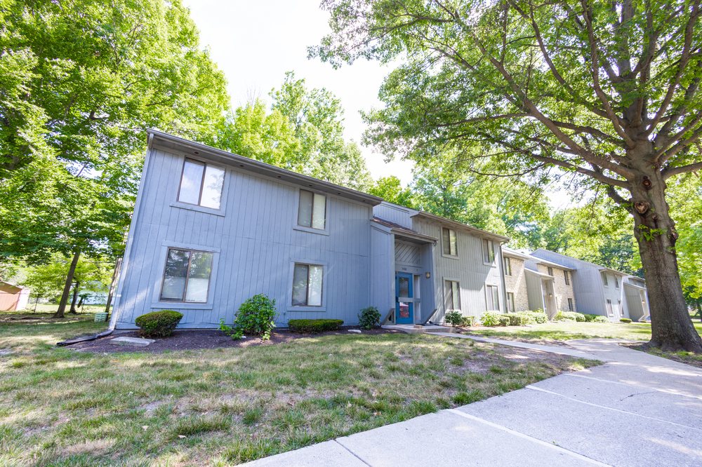 Photo of Woodlake Apartments in Indianapolis