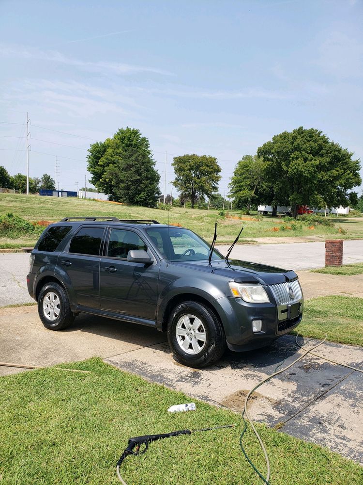 Photo of Antonio Pressure Washing Detailing Service
