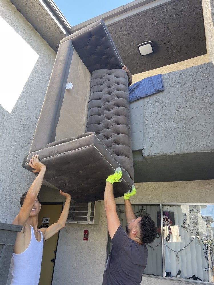 Photo of BenÃtez Moving And Delivery Service