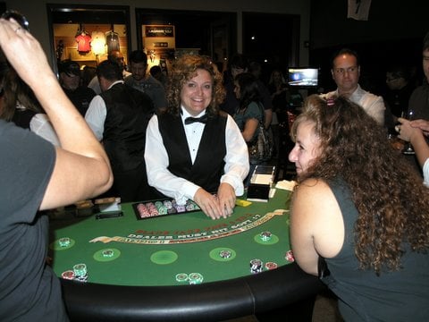 Photo of Vegas 2 U