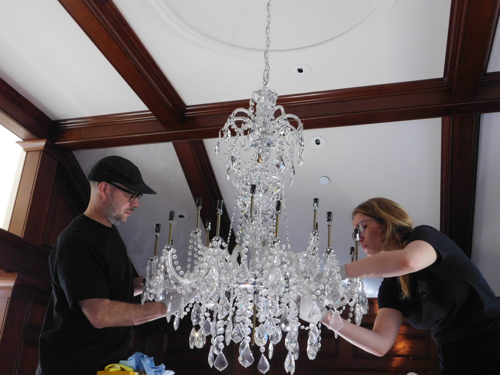 Photo of Fox Chandelier Cleaning