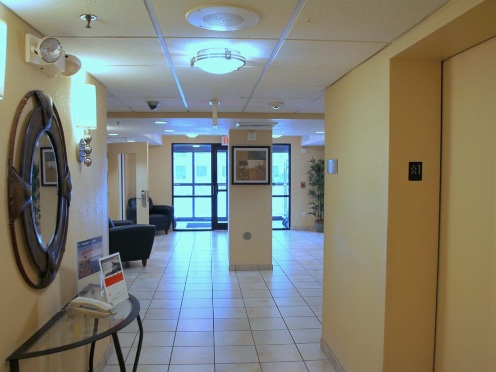 Photo of Candlewood Suites Indianapolis Dwtn Medical Dist