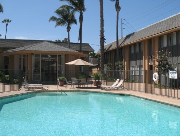 Photo of Pacific Breeze Apartments