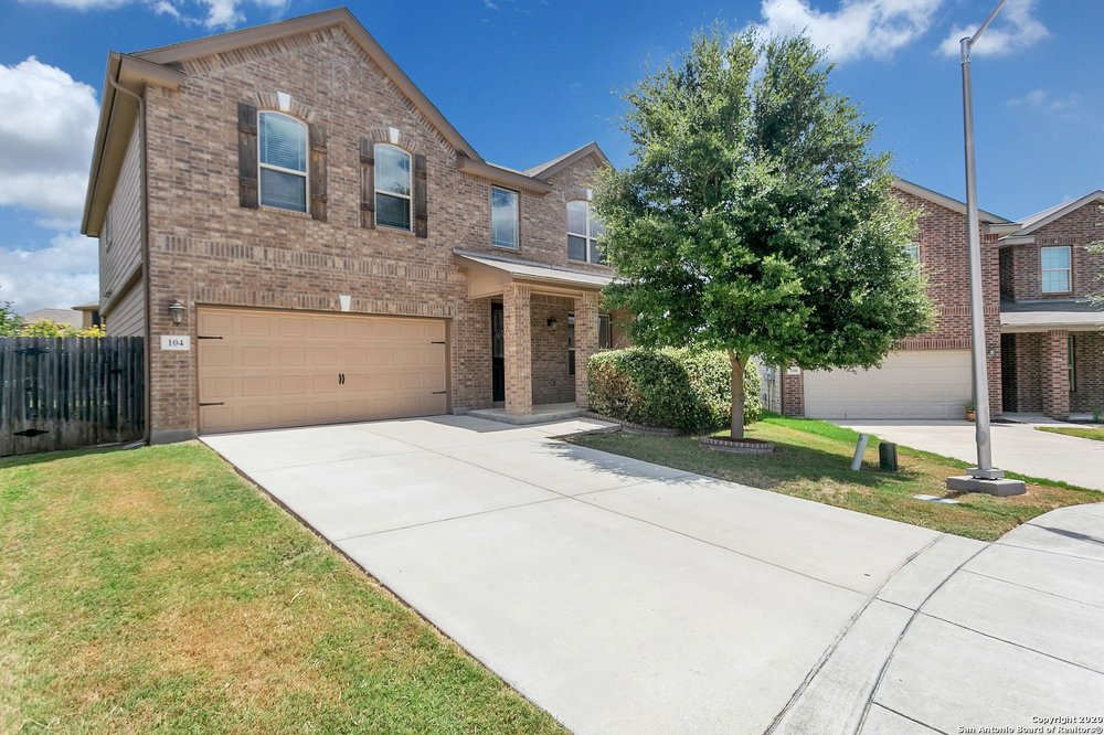 Photo of Brianna Jones - All City Real Estate