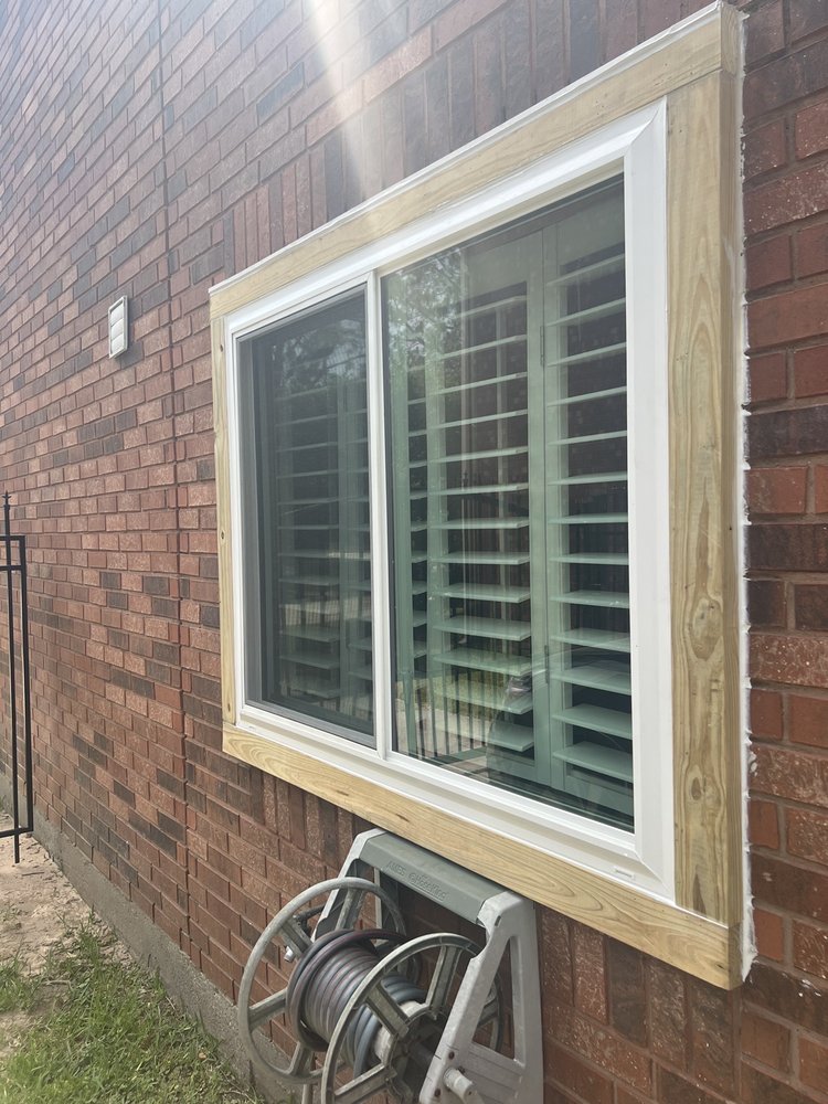 Photo of EcoView Windows