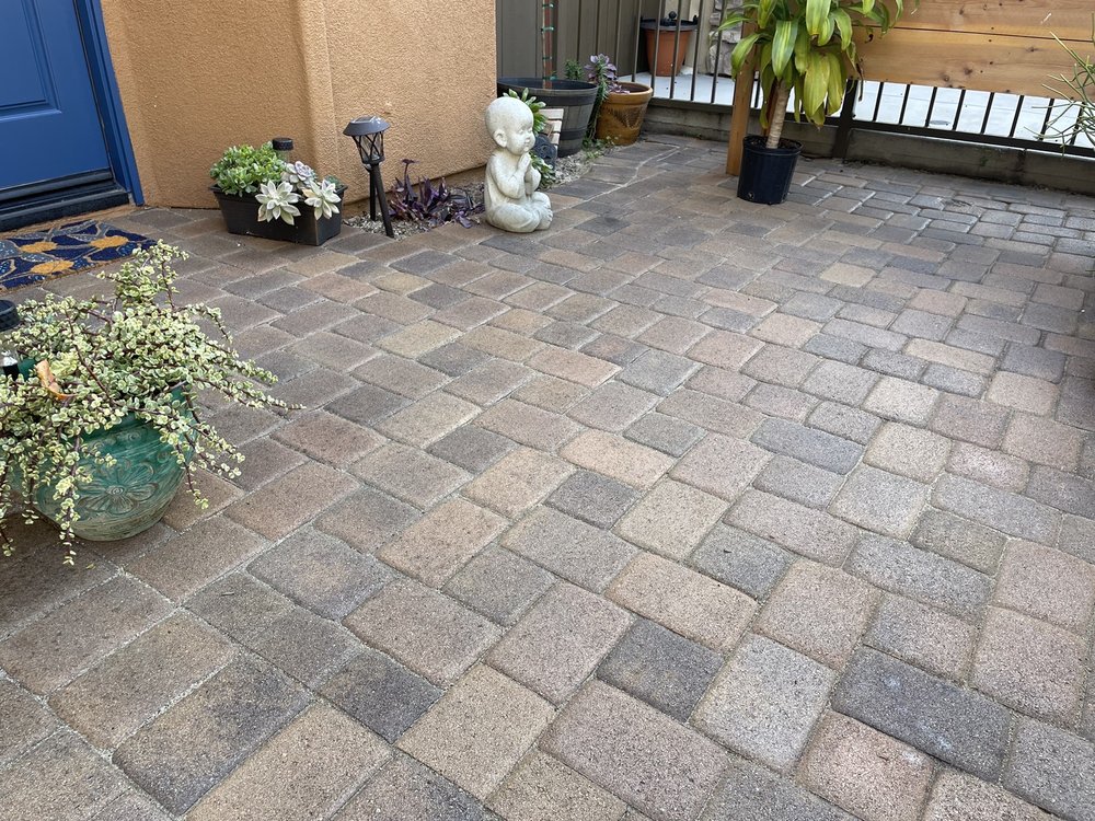 Photo of Landmark Pavers Clean And Seal