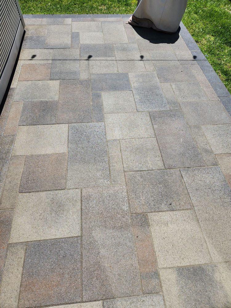 Photo of Landmark Pavers Clean And Seal