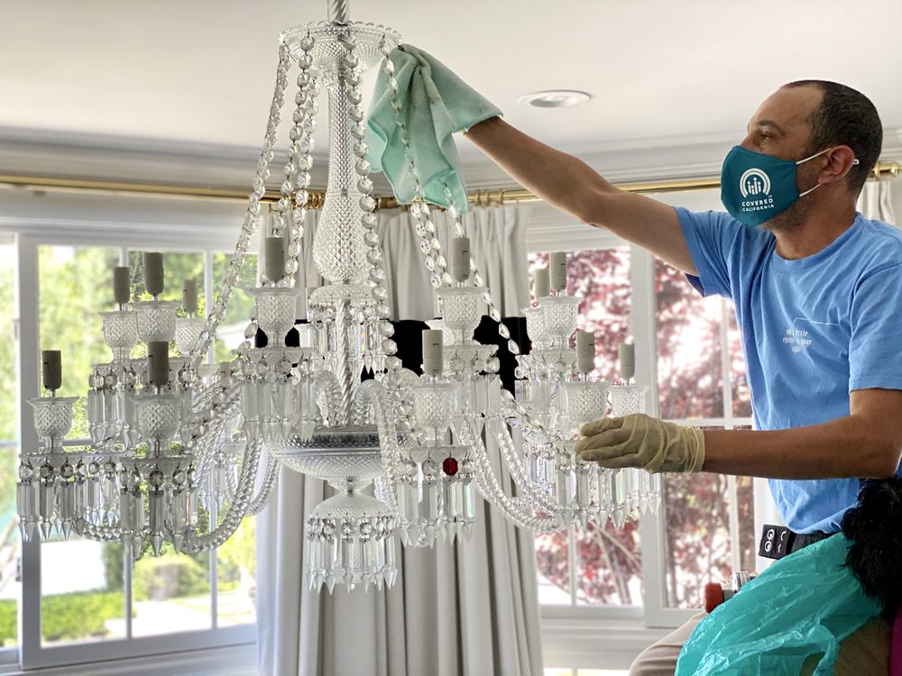 Photo of The Chandelier Shiner