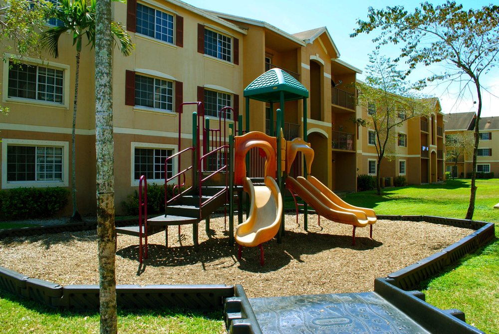 Photo of Hibiscus Pointe