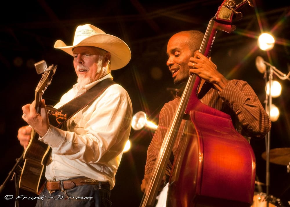 Photo of Will Taylor & Strings Attached