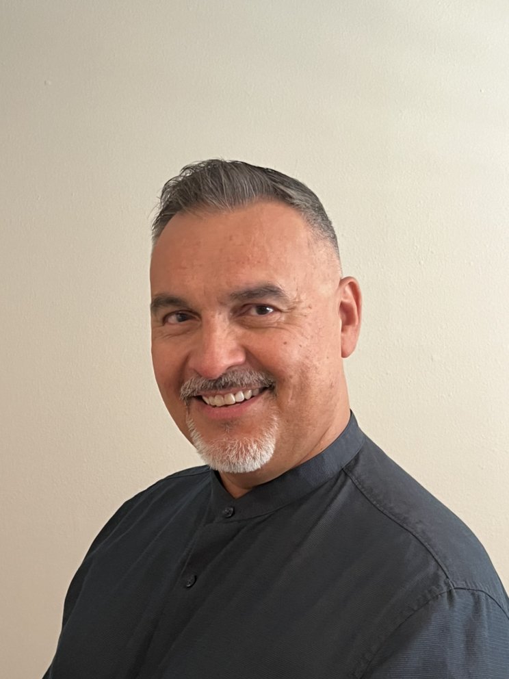 Photo of Edward Luna - Stepstone Realty