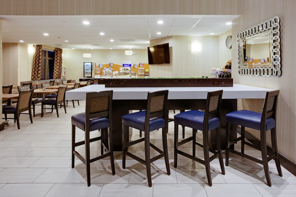 Photo of Holiday Inn Express & Suites Laurel