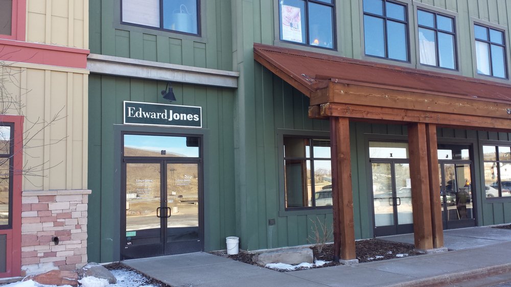 Photo of Edward Jones - Financial Advisor: Stephen V Spaulding IV