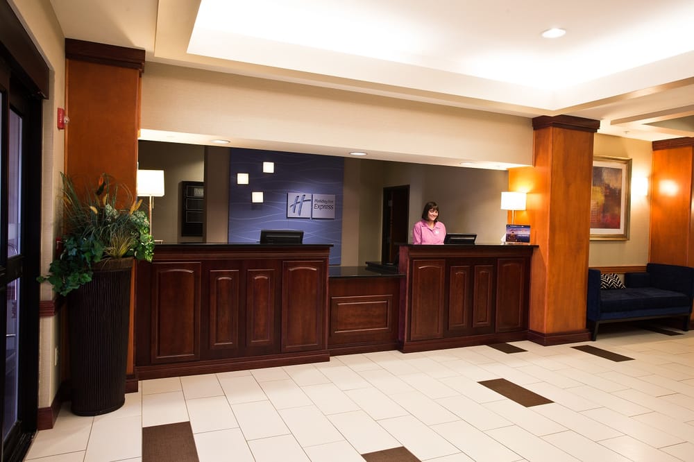 Photo of Holiday Inn Express & Suites Urbandale Des Moines