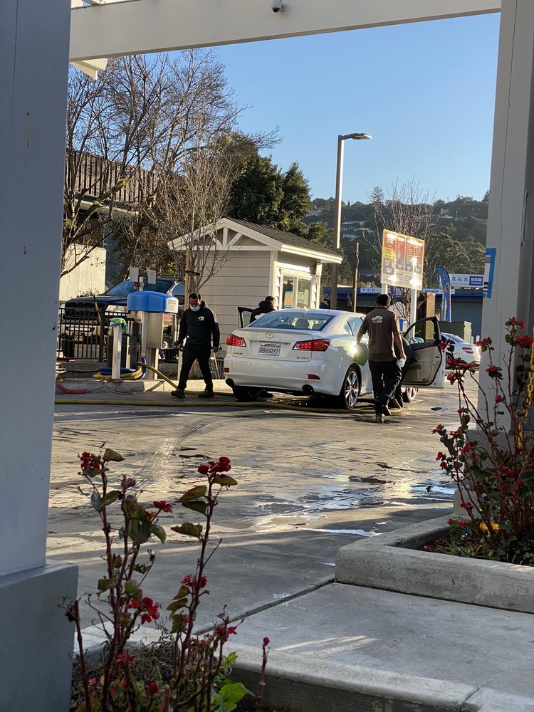 Photo of Belmont Pro Wash