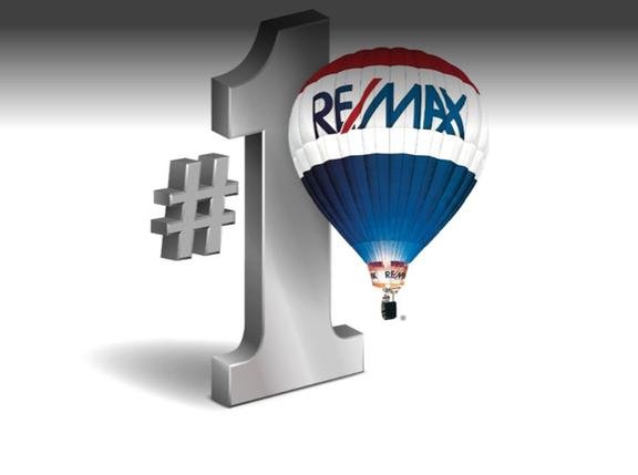 Photo of Jean Henning-RE/MAX Realty 100